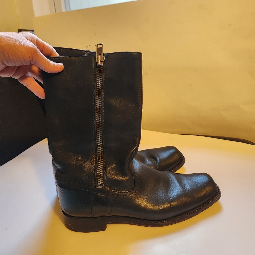 Frye vintage moto boots size 8 in VGUC